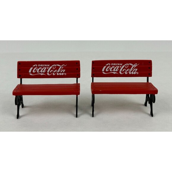 Coca-Cola Town Square Collection Figurine Set With Benches 1994 Snowbear Vintage - Picture 8 of 15